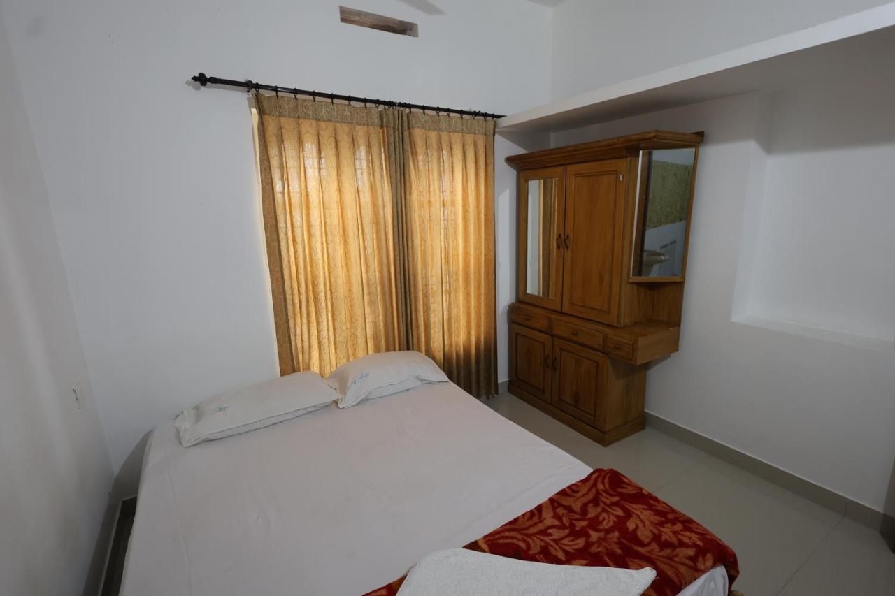 Wayanad Regal Residency Hotel Kalpatta Buitenkant foto