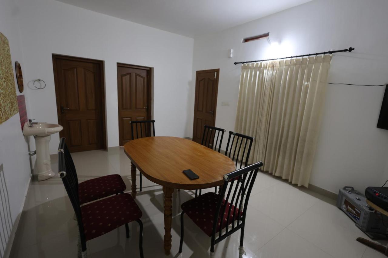Wayanad Regal Residency Hotel Kalpatta Buitenkant foto