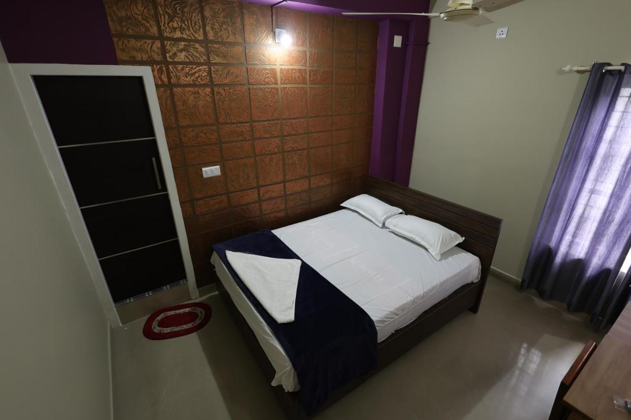 Wayanad Regal Residency Hotel Kalpatta Buitenkant foto