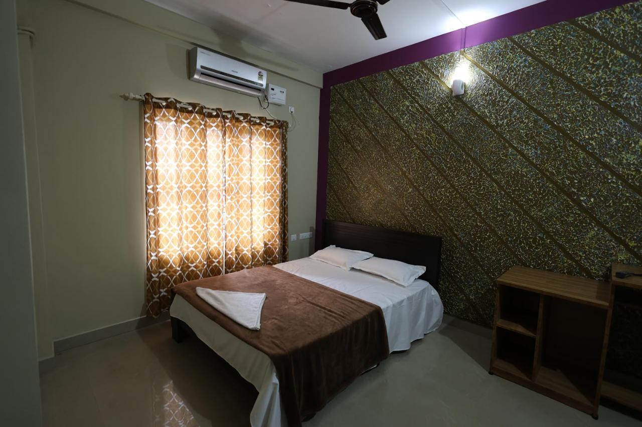 Wayanad Regal Residency Hotel Kalpatta Buitenkant foto
